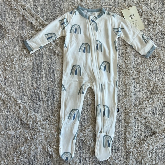 - Kyte BABY Zippered Footie in Fog Rainbow NWT - Picture 1 of 5